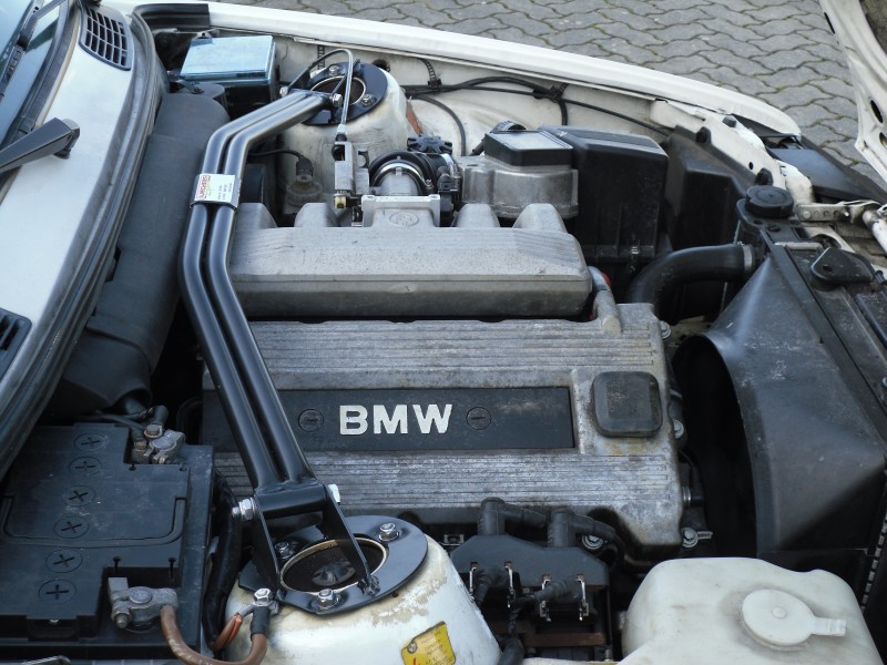 E30 318i bekommt ein "s" - 3er BMW - E30